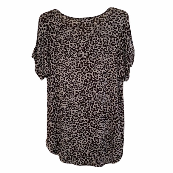 Zenana Size Small Gray Leopard Tunic - Picture 7 of 7